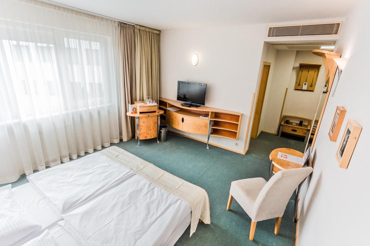 Hotel Set Bratislava Exterior foto